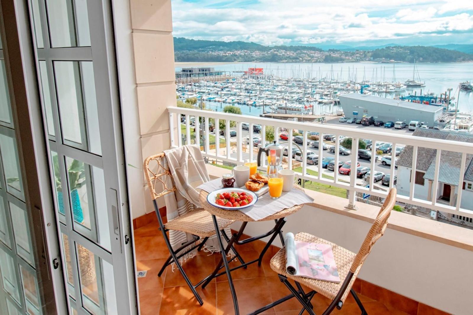 Bleumaison-Combarro Port Con Vistas Al Mar Extérieur photo